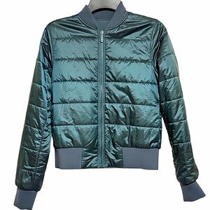 Like New Womens Lululemon Size 4 Green Full Zip Puffer Coat- beautiful 💚💚
